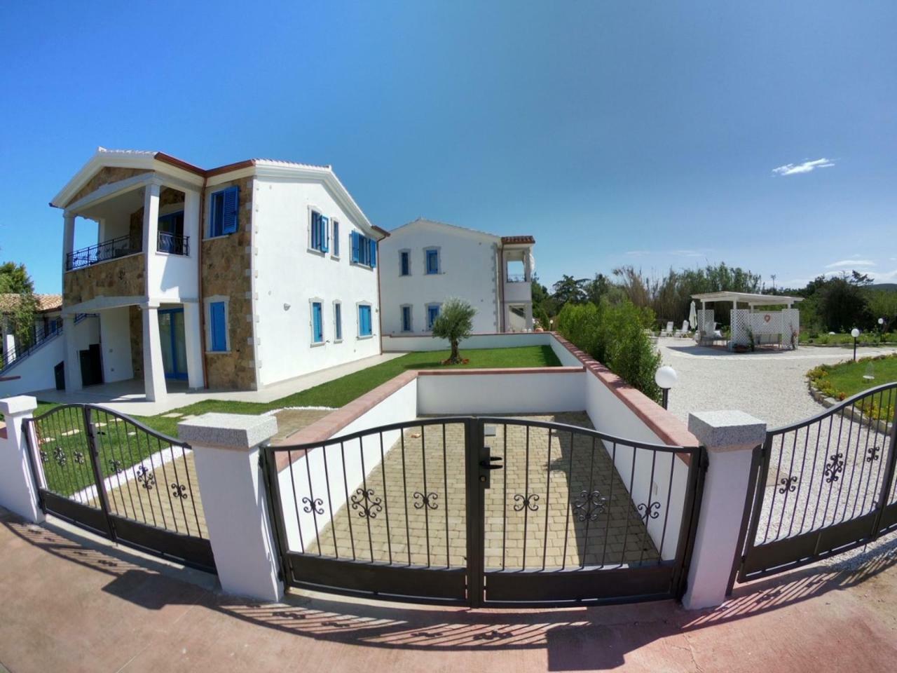 Villino Blu Mare Apartment San Teodoro  Exterior photo